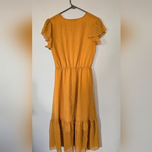 Fashion Yellow Swiss Dot Maxi Dress Size Small - Picture 2 of 8